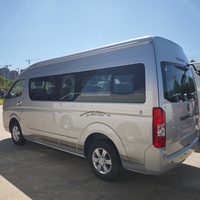 Tout nouveau moteur diesel chinois 4x2 Foton G9 Van Cummins 15 sièges 16 sièges Bus à vendre