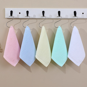 Toallas cuadradas de algodón puro, color sólido, tamaño pequeño, babero para niños, toallas de mano para guardería, absorbentes y amigables con la piel - Product Image 1