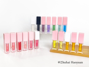 Ventas calientes Hidratante Brillo de labios 30 Color Personalizado Orgánico Vegano Maquillaje Lip Plumper Tubo con brillo - Product Image 3