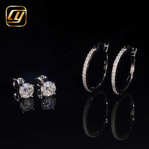 Ensemble de 2 paires de boucles d'oreilles en argent sterling S925 avec moissanite, clous solitaires ronds et boucles d'oreilles créoles demi-pavées, bijoux en diamant VVS - Product Image 1