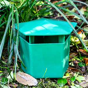 Durable Plastic Farm Lawn Garden Green Ground Catching Caracoles Slug Box Catcher Equipo <span class=keywords><strong>de</strong></span> control <span class=keywords><strong>de</strong></span> plagas - Product Image 2
