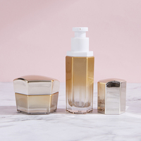 Flacons pompe hexagonaux en verre transparent de luxe 100 ml, vides, pour lotions et sérums – Vente en gros
