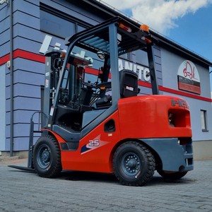 Montacargas Diésel Multifuncional CPCD25J de 2.5 Toneladas, Nuevo, Carretilla Elevadora Retráctil, Longitud de Horquilla 1070 mm, Certificado CE. - Product Image 2