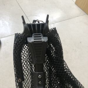 Filet d'atterrissage en alliage d'aluminium avec revêtement en caoutchouc Filet de pêche à la mouche télescopique et pliable Poignée flottante en caoutchouc pour la pêche à la mouche - Product Image 3