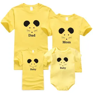 사용자 정의 유기농 코튼 또는 대나무 솔리드 또는 인쇄 디자인 엄마 아기 아빠 어린이 부모-자식 착용 가족 일치하는 옷