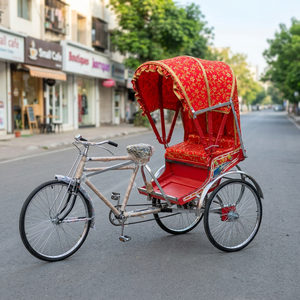 Traditional Red Metal <strong>Rickshaw</strong> With Golden Patterns For <strong>Wedding</strong> <strong>Decoration</strong> - Product Image 3