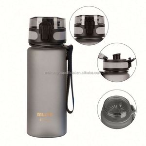 Bouteille de sport grande capacité 32 oz, non toxique, sans BPA, écologique, certifiée qualité alimentaire, compatible lave-vaisselle, avec bouchon à clapet anti-fuite - Product Image 4