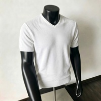T-shirt Homme Col V Manches Courtes en Maille Jacquard Tricotée Haut de Gamme, Coupe Droite, Respirant, Style Rétro Décontracté