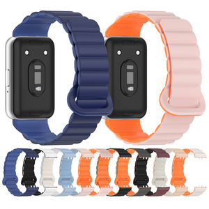 Eraysun สายนาฬิกาซิลิโคนแม่เหล็กสองสีสำหรับ Samsung Galaxy Fit 3สายนาฬิกาอัจฉริยะ - Product Image 1