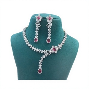 Directo de Fábrica, Juego de Joyería de Latón con Diamantes Americanos Tradicionales, Collar y Aretes Clásicos para Bodas y Festivales - Product Image 2