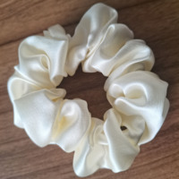 Chouchous en satin de soie de haute qualité pour femmes, avec motif floral, élastiques pour cheveux, bande élastique pour toutes les saisons