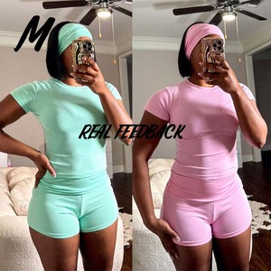 Set Loungewear in Cotone Personalizzato con Logo all'Ingrosso, Completo da Donna con Pantaloncini, Set di <span class=keywords><strong>Abbigliamento</strong></span> a 2 Pezzi, Completi T-Shirt da Donna Estate 2026 - Product Image 2