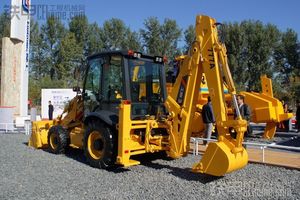 Chargeuse-pelleteuse 4x4 Liugong 777A avec moteur Cummins, fabrication chinoise, Liugong Retroexcavadora - Product Image 6