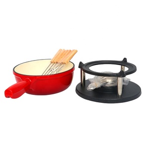 <span class=keywords><strong>Set</strong></span> Panci <span class=keywords><strong>Fondue</strong></span> Enamel Merah dengan 6 Garpu Panjang dan Pembakar untuk Keju dan Cokelat - Product Image 3