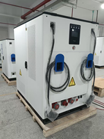 Station de recharge pour véhicules électriques hybrides, alimentée par réseau et batterie, avec stockage d'énergie BESS, chargeur rapide 261 kWh 120 kW