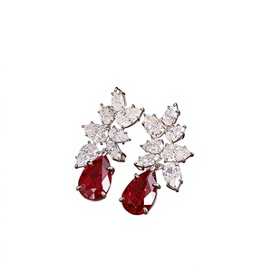 Pendientes Románticos de Plata 925 con Diamantes y Rubíes en Corte Pera, Certificados por IGI, para Mujer, Joyería de Boda - Product Image 1