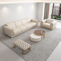 Ensemble de canapés en cuir capitonné blanc avec base en métal doré, canapé de luxe 3+1+1 pour un design d'intérieur moderne