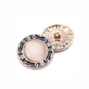 Bán Buôn Áo Len Nút Kim Loại Chân Với Màu Hồng Sequin Trang Trí Kẽm Hợp Kim Mạ Có Thể Giặt Nút - Product Image 6