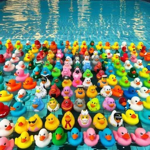 Jouets de bain en caoutchouc imprimés sur mesure pour bébés, jouets de baignoire uniques pour enfants avec des motifs amusants - Product Image 5