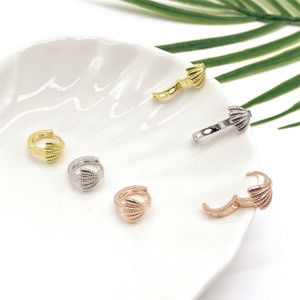 Zhenlu Jewelry Geometric Scallop Clip-on <b>Earrings</b> Gold Silver Rose Gold Everyday Wear - Product Image 1