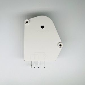 Minuteur de dégivrage EDTC EDTC-10 100/120 VAC 10 ampères 50/60 Hz pour pièces de réfrigérateur et congélateur - Product Image 3