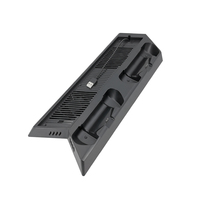 Support Vertical Ventilateur de Refroidissement Vente en Gros Usine pour Console PS4 Pro avec Hub USB Station de Charge pour Manettes PS4