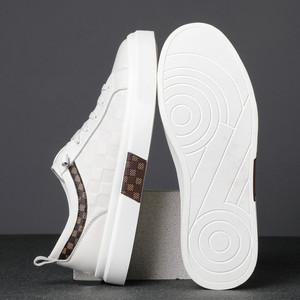 Chaussures décontractées en cuir blanc pour hommes, talon bas, semelle en caoutchouc antidérapante, chaussures bateau pour usage quotidien - Product Image 4