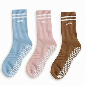 Calzini Antiscivolo Personalizzati con Strisce per Sport Indoor, Fitness, Palestra, Pilates e Yoga - Product Image 3