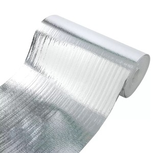 Lámina de aluminio Aislante Reflectante/lámina de aislamiento de espuma XPE/EPE laminada MPET <span class=keywords><strong>3mm</strong></span> 5mm almohadilla de aislamiento de techo - Product Image 1