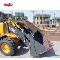 Nouvelle pelle sur chenilles JCB avec moteur diesel CE Epa, chargeuse sur pneus 4x4 avec une puissance de 85 kW et une capacité de godet de 1 m³