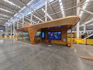 Parada de autobús iluminada con LED de aleación de aluminio y vidrio templado Transit Shelter con caja de luz publicitaria - Product Image 2