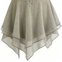 Robe de patinage artistique gris clair, entièrement ornée de strass, en maille, à manches longues, col en V, dos profond, jupe asymétrique pour adultes et enfants