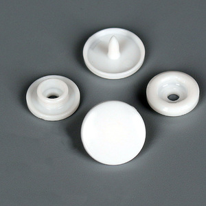 Nhựa <span class=keywords><strong>Snap</strong></span> Nút Chất lượng cao nhà sản xuất T5 12 mét thân thiện với môi Báo Chí <span class=keywords><strong>Snap</strong></span> <span class=keywords><strong>Fastener</strong></span> đinh tán cho phụ kiện may mặc - Product Image 6