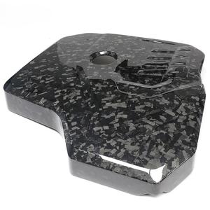 Accessoires de moteur automobile adaptés à <span class=keywords><strong>Toyota</strong></span> <span class=keywords><strong>SUPRA</strong></span>/BMW G20 G30 G05 2.0T couvercle de capot moteur en Fiber de carbone sec - Product Image 5