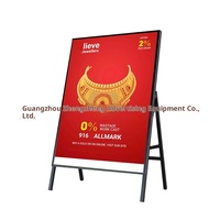 Boîte à lumière verticale suspendue à LED pour l'intérieur Panneau d'affichage lumineux imperméable à l'eau Panneau d'affichage simple face Poster Stand Floor Foldable