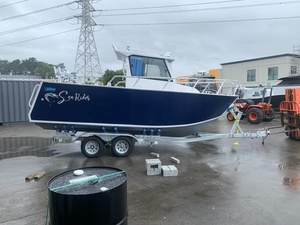 Fabrication de bateaux OEM ODM OBM, <span class=keywords><strong>bateau</strong></span> de pêche sportive en aluminium 5083 à coque en V profond avec cabine fermée, 25 pieds (7,50 m) - Product Image 3