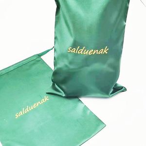 Sac en satin à cordon coulissant avec logo personnalisé, sacs en satin pour perruques, sacs de rangement pour cheveux naturels tissés, sac cadeau en satin - Product Image 4