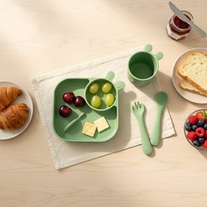 Ensemble de vaisselle en silicone souple de haute qualité, personnalisable, imperméable, 100% de qualité alimentaire, assiette et bol pour l'alimentation des bébés - Product Image 6