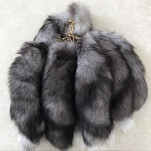 Porte-clés queue <span class=keywords><strong>de</strong></span> renard moelleuse et tendance, breloque <span class=keywords><strong>de</strong></span> sac en fourrure <span class=keywords><strong>de</strong></span> renard, accessoire <span class=keywords><strong>de</strong></span> décoration très prisé - Product Image 3