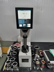 Yüksek hassasiyetli dijital <span class=keywords><strong>Rockwell</strong></span> sertlik test cihazı manuel <span class=keywords><strong>Rockwell</strong></span> - Product Image 3