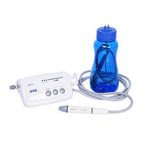 Woodpecker D6 LED Cavitron Piezoelettrico Ultrasuoni Dentale Ablatore e Lucidatore ad Aria per Uso Veterinario con Bottiglia - Product Image 3