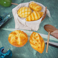 Jouet en PU souple à rebond lent, jouet alimentaire simulé, grand pain en forme de pain ananas, modèle anti-stress à presser PU-DMB-1687 pour tous les âges