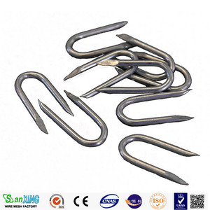 Clous en acier galvanisé de type U de 1 pouce à pointe acérée, zingués pour la fixation de clôtures en fil barbelé - Product Image 1
