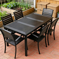 Ensemble de table et de chaises de salle à manger en fer forgé, moderne, confortable et résistant à la pluie ; Ensemble de meubles de jardin d'extérieur, style villas, hôtels