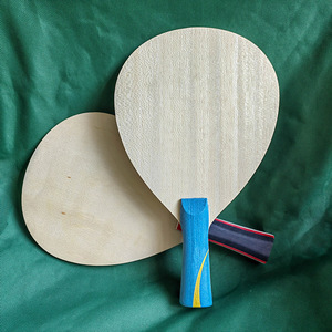 Hoja de raqueta de tenis de mesa de carbono triangular/en forma de lágrima personalizada OEM de YoungJoy. - Product Image 6