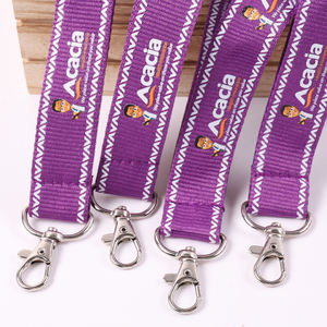 الحبل الأرجواني مع شعار طباعة الشاشة الحريرية وبطاقة الهوية المخصصة البلاستيكية - Product Image 1