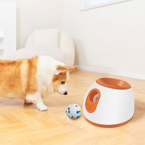 Pet <b>Ball</b> <b>Thrower</b> Automatic <b>Dog</b> Toy Launcher With 3 <b>Balls</b> For Outdoor Play - Product Image 1