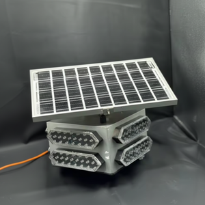 Luz de Seguridad Vial LED Solar Duradera |   Luz Estroboscópica Amarilla Intermitente para Advertencia en Carretera - Product Image 1