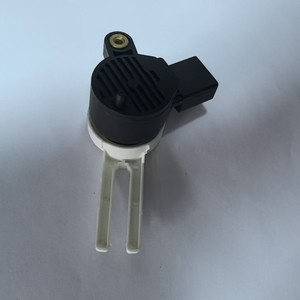 Interruptor de luz de freno Chevrolet Cruze 13579088, pieza de repuesto para reparar y reemplazar - Product Image 5
