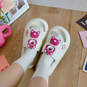 Zapatillas de mujer concisas a la moda, zapatillas de baño ligeras planas para el hogar de verano, toboganes de Interior para mujer de masaje cómodo - Product Image 6